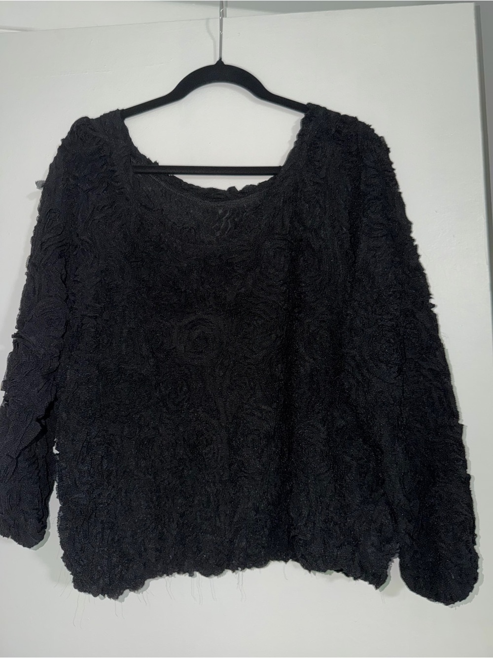 Textured Black Floral Appliqué Sweater - Picture 2 of 2